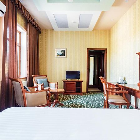 Western Suites Hotel Taškent Exteriér fotografie