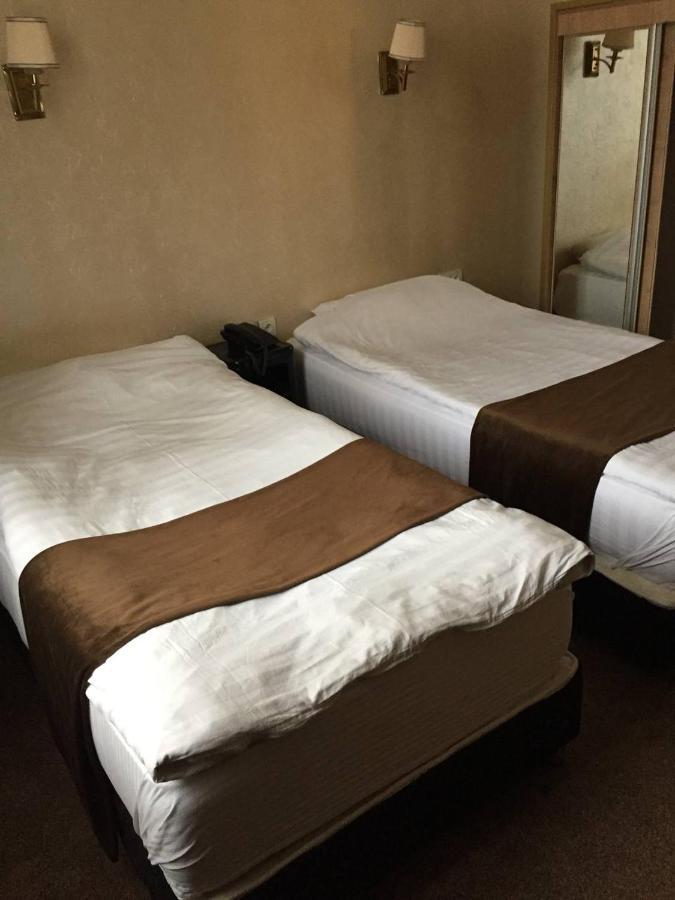 Western Suites Hotel Taškent Exteriér fotografie
