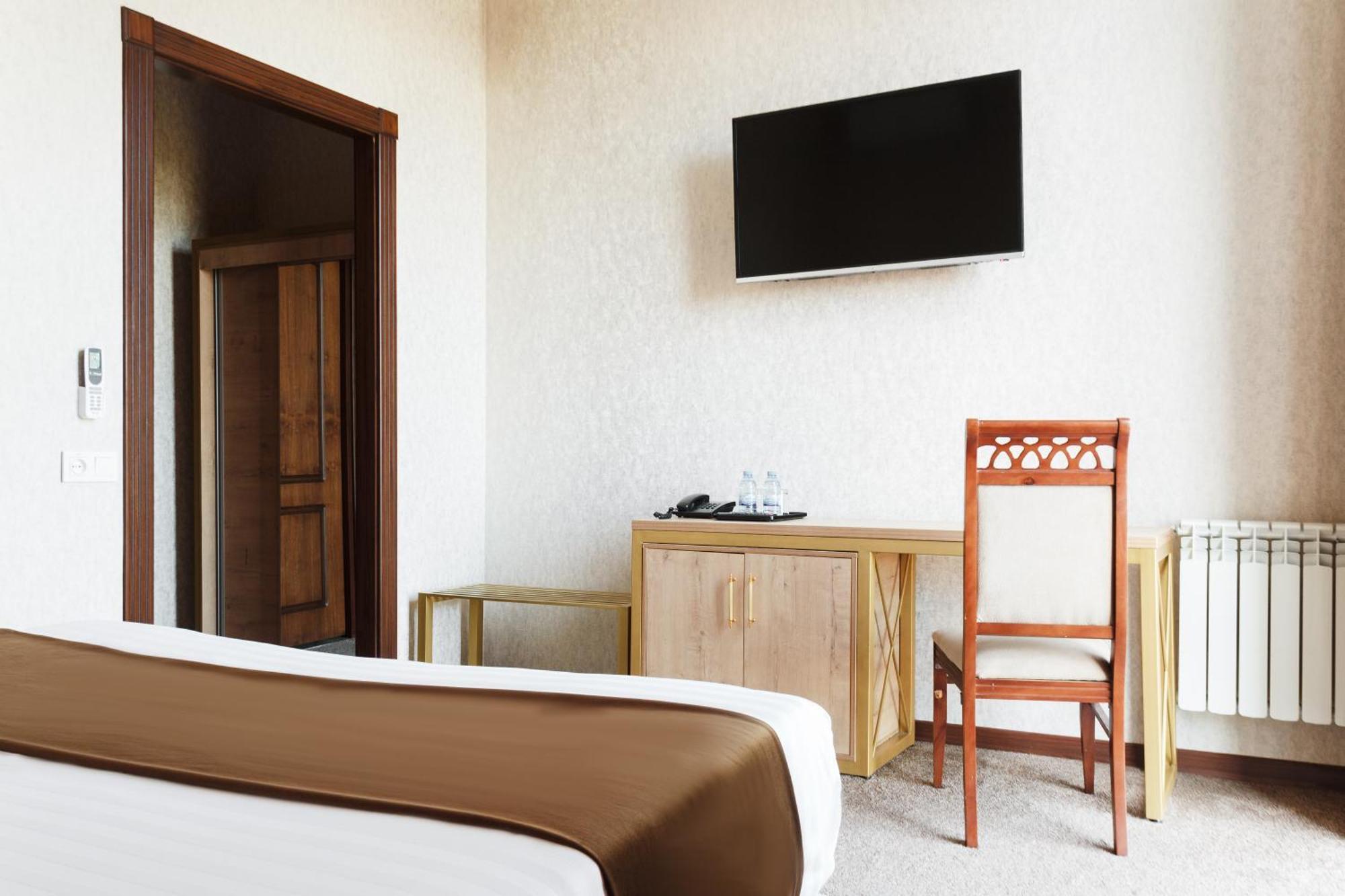 Western Suites Hotel Taškent Exteriér fotografie