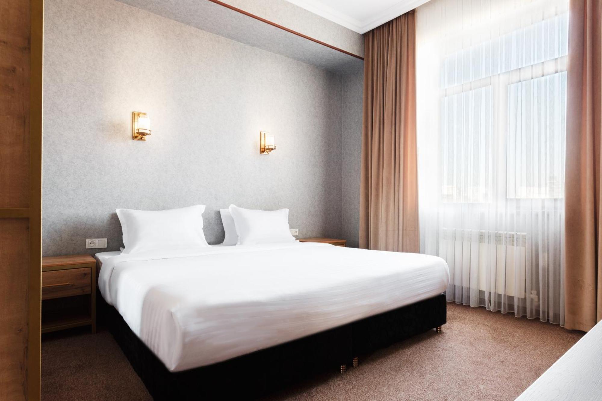 Western Suites Hotel Taškent Exteriér fotografie
