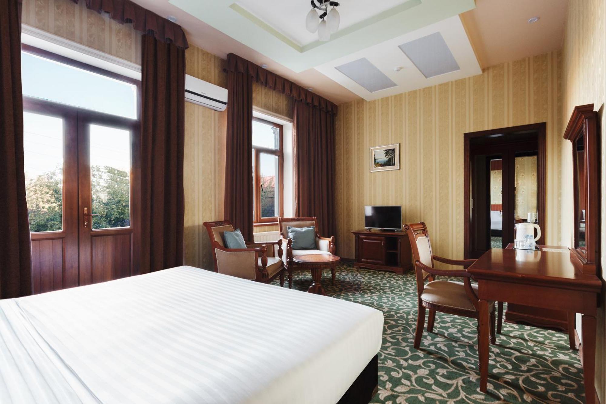 Western Suites Hotel Taškent Exteriér fotografie